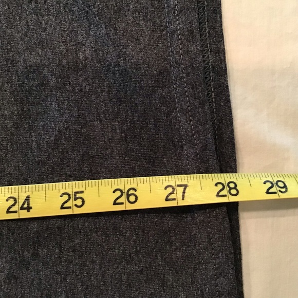 DISNEY Classic Mickey Mouse adult T-shirt Size L - Picture 5 of 6